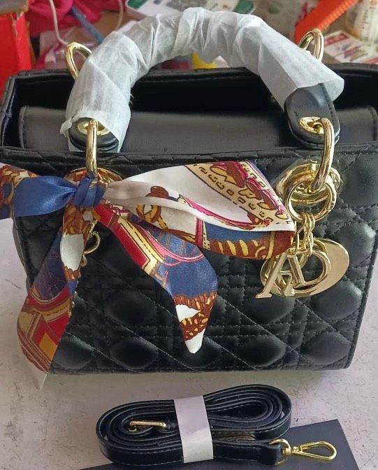  Túi xách da sang trọng 