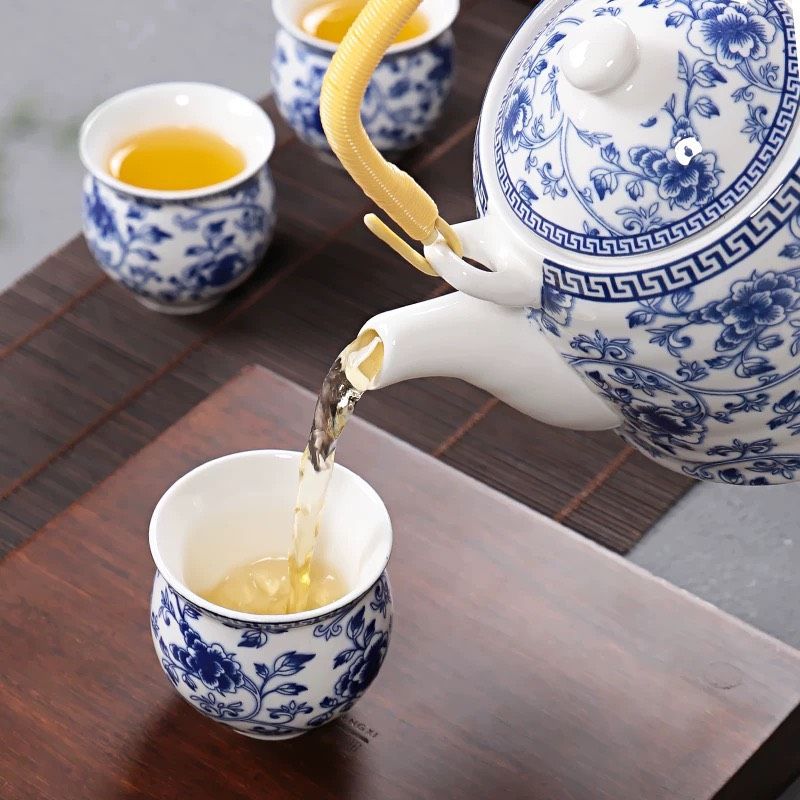  Bộ ấm chén trắng xanh 