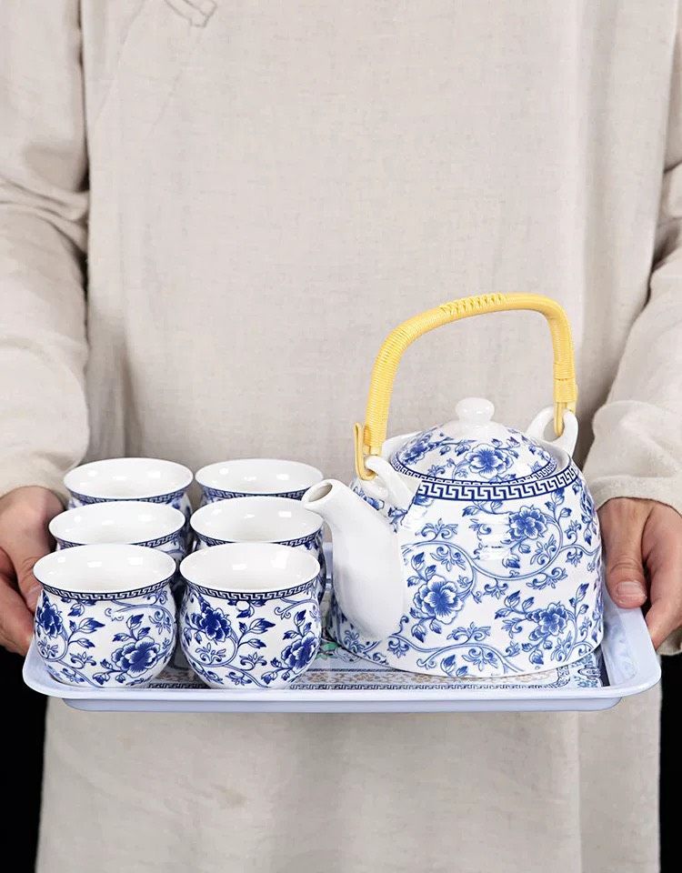  Bộ ấm chén trắng xanh 