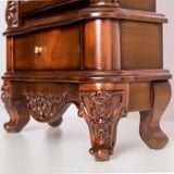  Đồng hồ để bàn làm từ gỗ trầm 