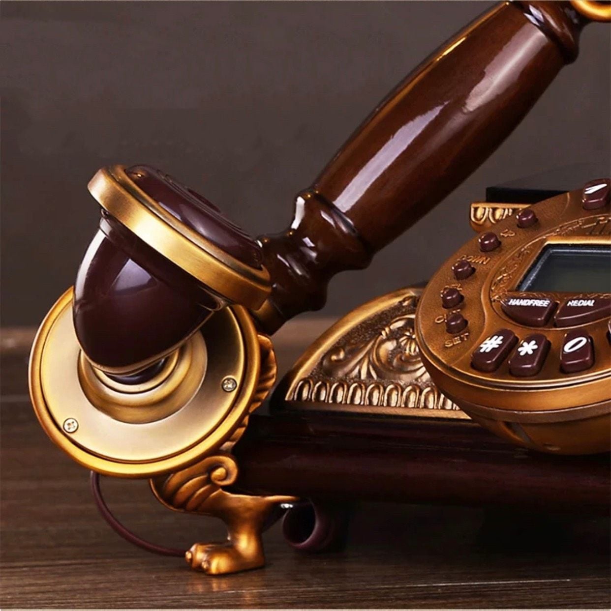  Điện thoại cổ phong cách Châu Âu 