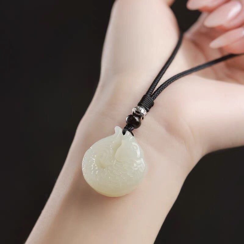 Mặt dây chuyền cá ngọc bích 