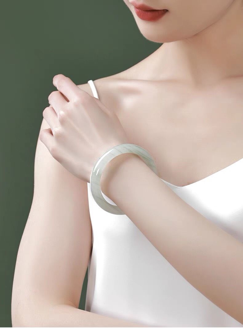  Vòng tay Thiên sơn Chất liệu Đá Chalcedony cao cấp pha lê 