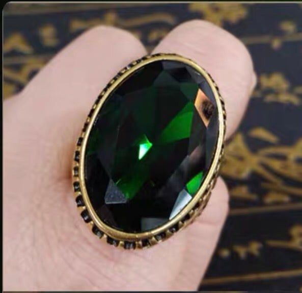  Nhẫn Đá Quý Mặt 
