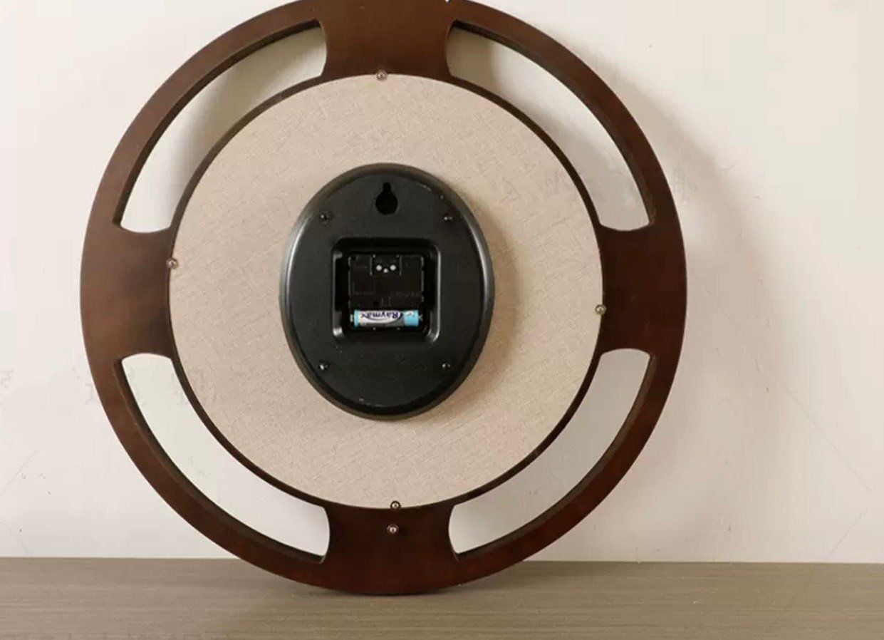  Đồng hồ treo tường chuyển động sóng vô tuyến 