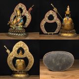  Tượng cổ Phật trên đài sen 