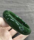  Vòng tay Ngọc bích tự nhiên 