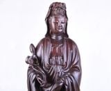  Tượng Quan Âm bồ tát Chất liệu gỗ mun 