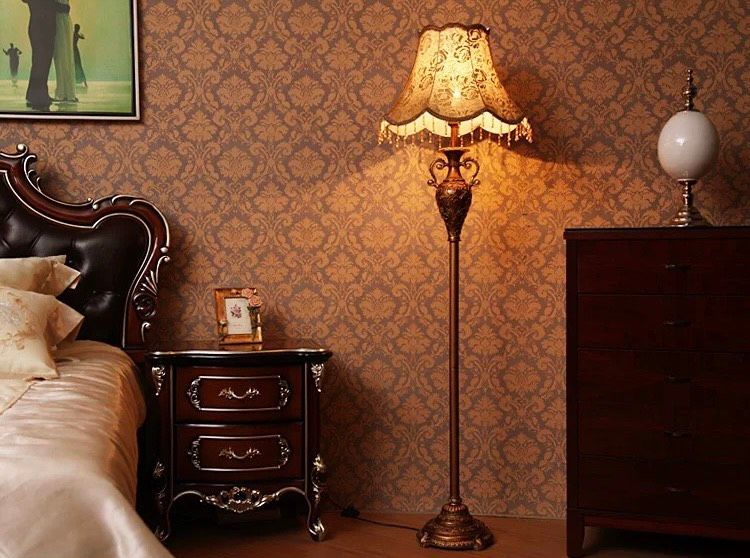  Đèn sàn sang trọng phong cách Châu Âu 