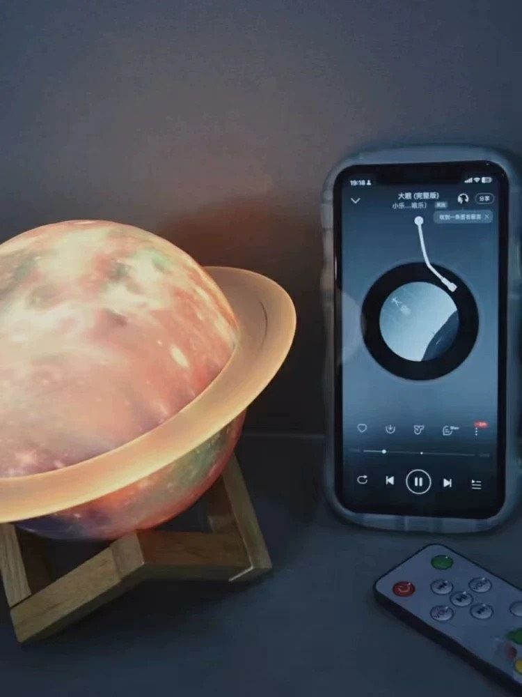  Quả Cầu Loa Bluetooth Vòng Sao Thổ 