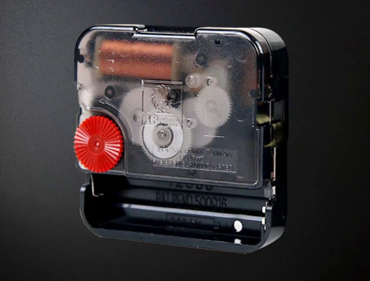  Đồng hồ để bàn trang trí chất liệu mạ đồng kim loại, đá cẩm thạch nhập khẩu 