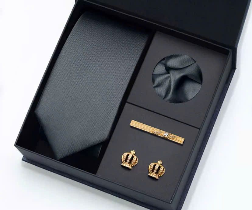  Bộ Cà Vạt Bốn Món Cao Cấp 