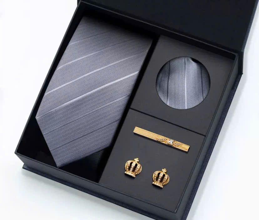  Bộ Cà Vạt Bốn Món Cao Cấp 