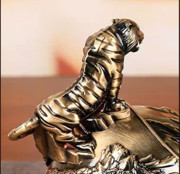  Gạt tàn cung hoàng đạo hổ 