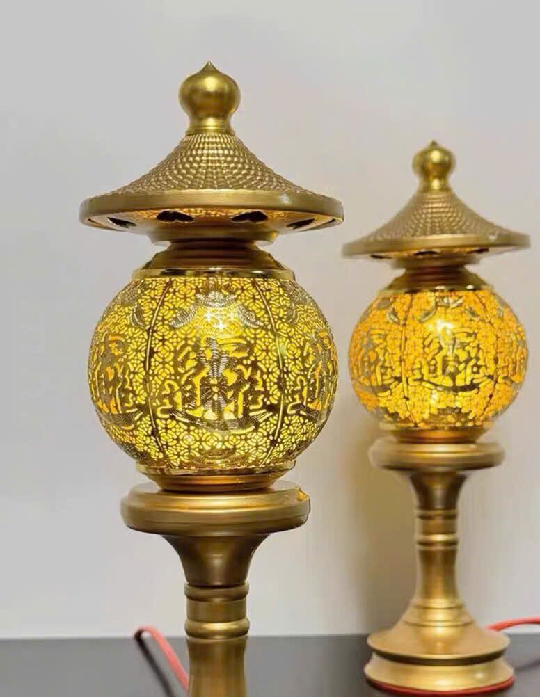  ĐÈN THỜ GIA ĐÌNH CAO CẤP – SỰ LỰA CHỌN HOÀN HẢO CHO KHÔNG GIAN TÂM LINH 