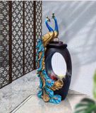  Chim công đứng trên sàn nước BKCEVN-9031 