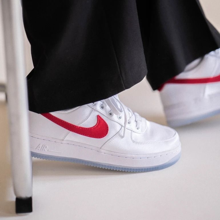 Giày Nike Air Force 1 Low ’07 ‘Satin White Varsity Red’ DX6541-100