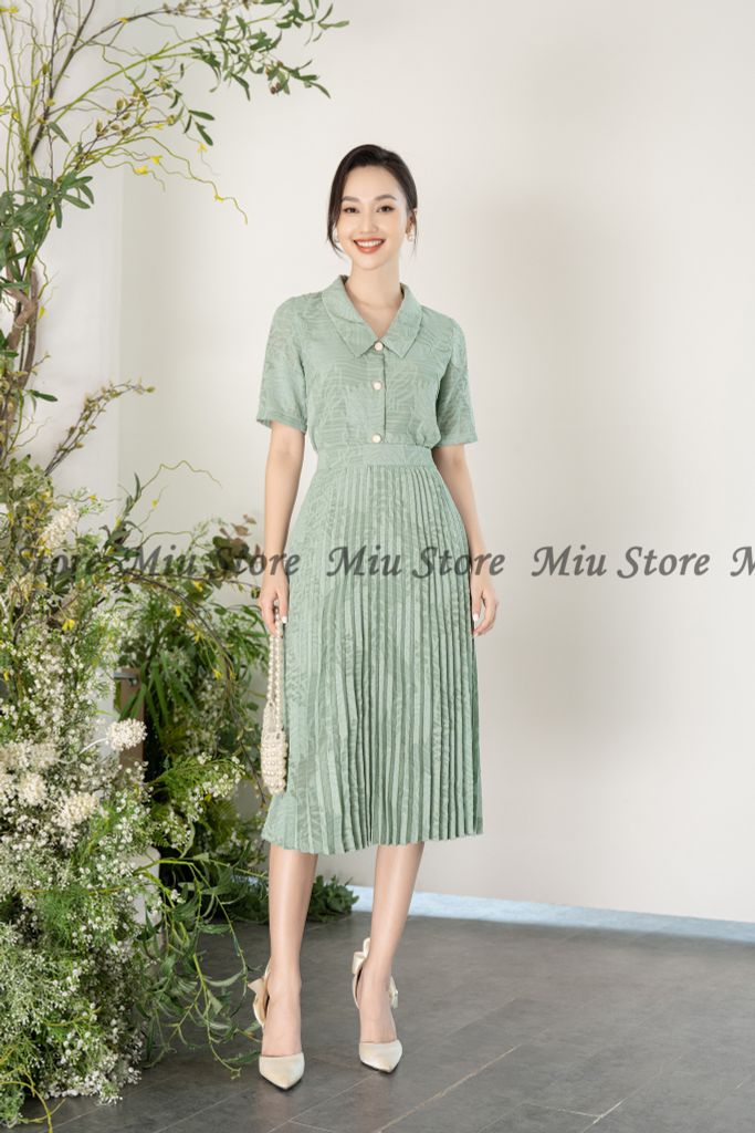SV154 set cộc chân váy xếp ly ngắn
