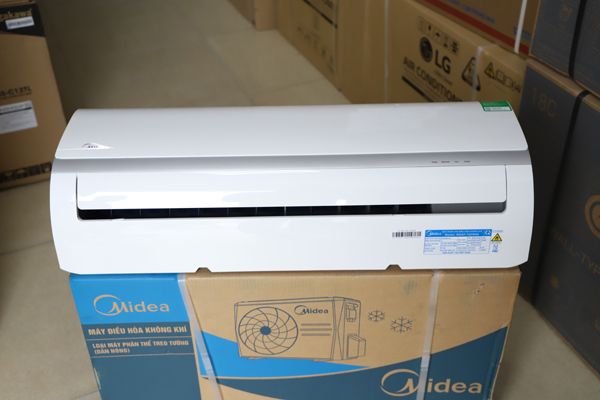  Điều hòa Midea 1 chiều 12.000BTU MSAFB-13CRN8 