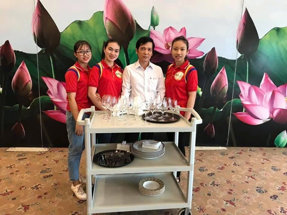 Khung chương trình đào tạo các khoa Du lịch, Ngoại ngữ, Kinh tế, và Công nghệ thông tin tại SaigonACT, theo chuẩn trình độ cao đẳng của Bộ LĐ-TB&XH, với số đơn vị tín chỉ dao động từ 90–100, tương ứng với thời lượng đào tạo 2 năm chính quy (6 học kỳ).