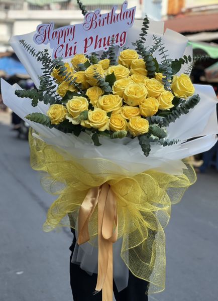 BÓ HOA 25 BÔNG HỒNG VÀNG NHẬP KHẢU