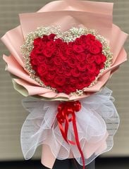 BÓ HOA 60 BÔNG HỒNG ĐỎ HÌNH TRÁI TIM