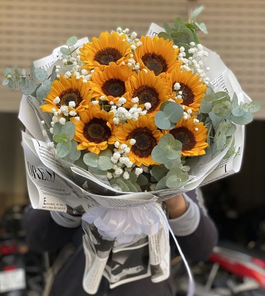 BÓ HOA HƯỚNG DƯƠNG TRÒN XINH