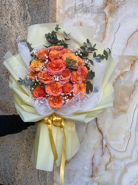 BÓ HOA HỒNG CAM SPIRIT MIX BABY VÀ LÁ BẠC