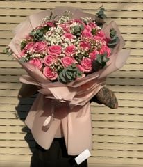 BÓ HOA HỒNG DÂU TRÒN MIX BABY VÀ LÁ BẠC