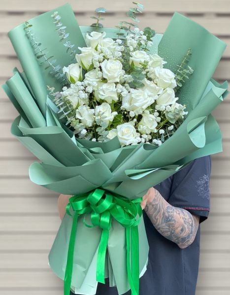 BÓ HOA HỒNG TRẮNG DỊU XINH