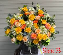 Hộp Hoa Tặng Ngày 8/3 Tone Vàng Cam