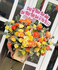 HỘP HOA - VỮNG TIN