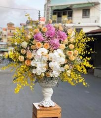 Bình Hoa Lan Vũ Nữ Mix Mẫu Đơn Và Hồ Điệp