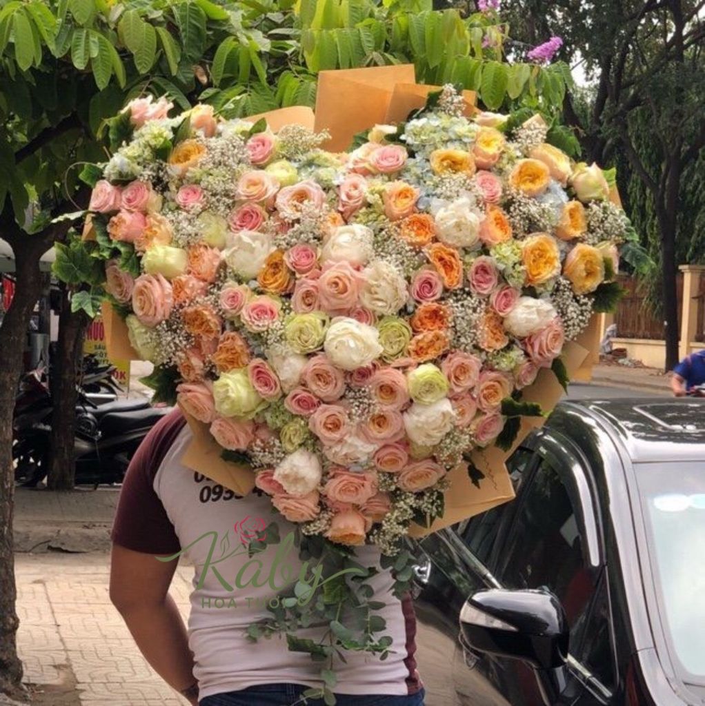 BÓ HOA NHẬP KHẨU TRÁI TIM LUXURY