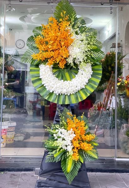 Kệ hoa Chia buồn cùng gia quyến