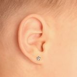 Baby T CV - Khuyên tai bông hoa nhỏ xinh đá trắng tráng vàng dành cho bé sơ sinh