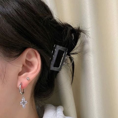 KHUYÊN BẠC Ý ĐÔI THÁNH GIÁ