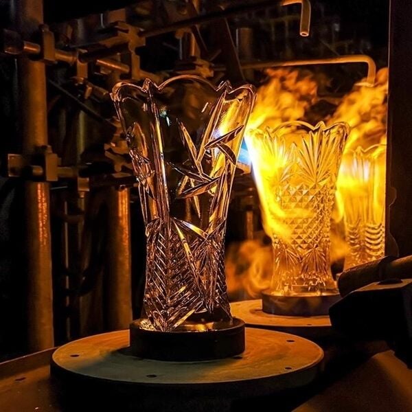 Bình hoa pha lê Bohemia - Swirl BH026 (có 3 size)