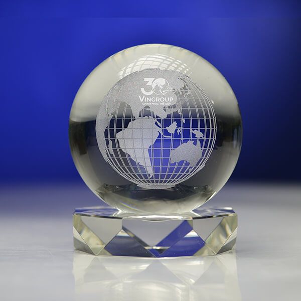 Quả cầu pha lê khắc 3D MC10