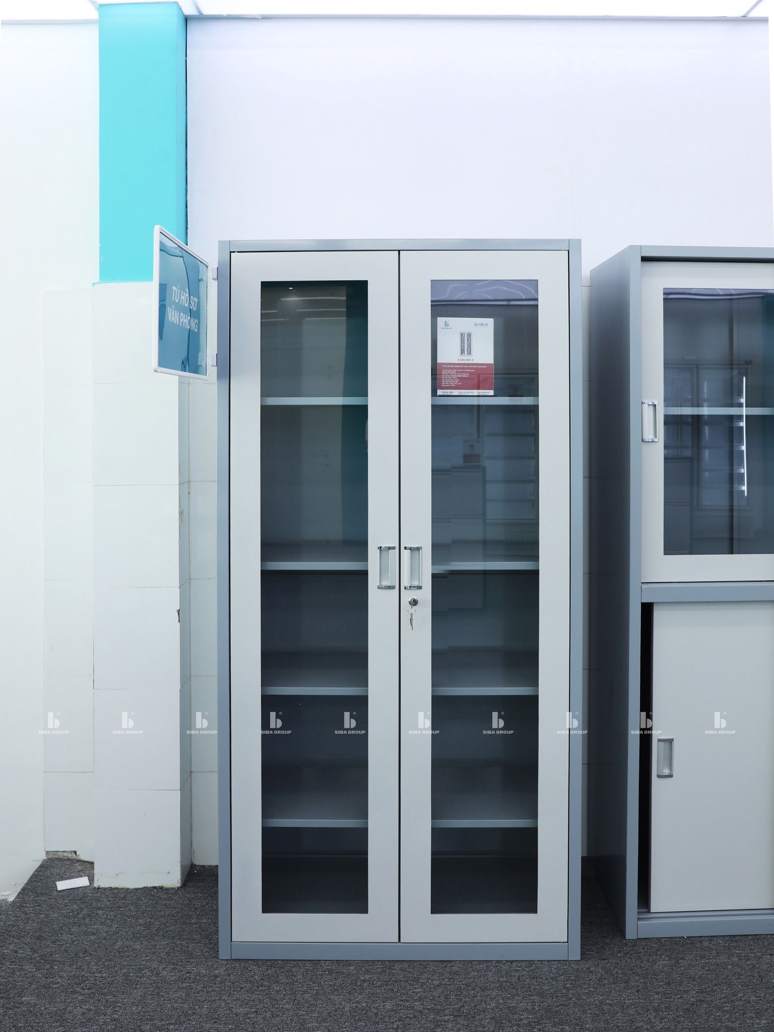  Tủ hồ sơ văn phòng kết cấu 2 cửa kính trưng bày 