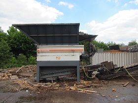  M&J PreShred 4000S - Máy nghiền rác cố định 