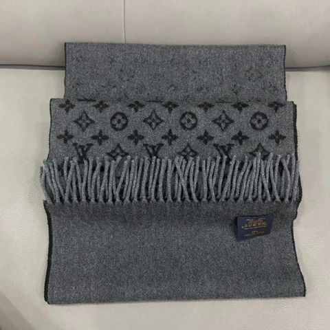  Khăn Len Lv Monogram Gradient 