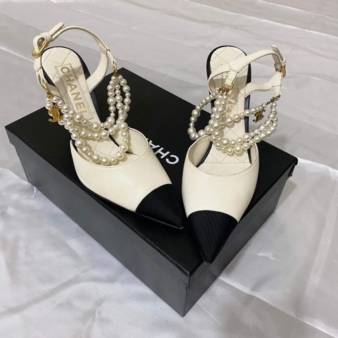  Chanel Pearl Slingbacks Lamskin 