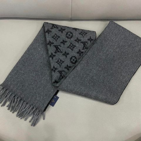  Khăn Len Lv Monogram Gradient 