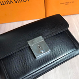  Louis Vuitton Clutch Neo Epi 