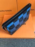  Louis Vuitton Pochette Voyage MM (Like New) 