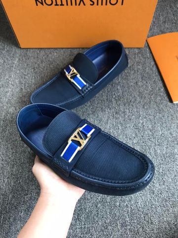  Louis Vuitton Hockenheim Moccasins (Like new) 