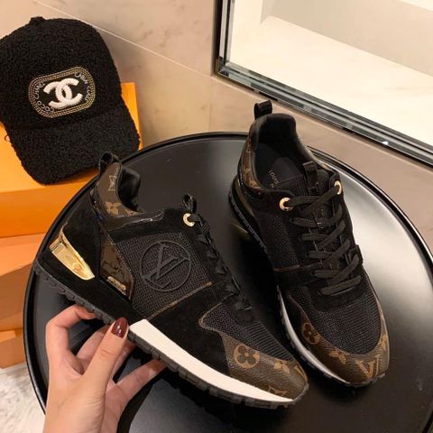  Louis Vuitton Run Away Trainer 