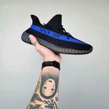  Yeazy Boost 350 V2 Dazzling Black Blue 