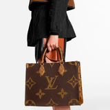  Louis Vuitton OnTheGo GM 